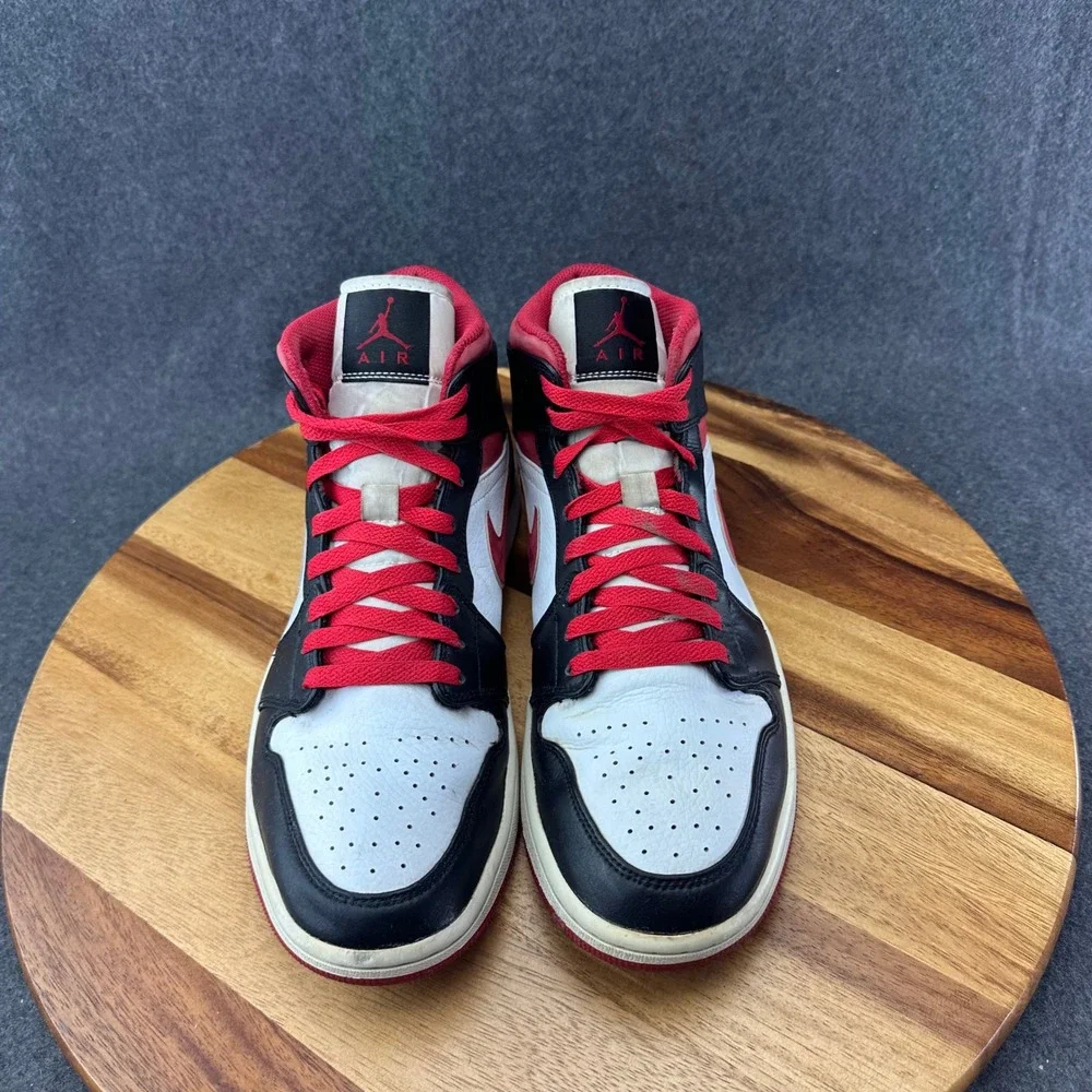 VNDS Air Jordan 1 Mid Gym Red Mens Size 9.5 Shoes Black Toe Sneakers 554724-122
